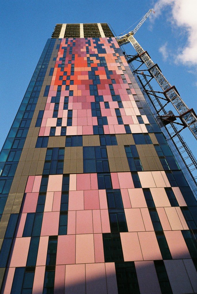 London - 20 - www.hark1karan.com - Daily Life - Croydon Saffron Tower