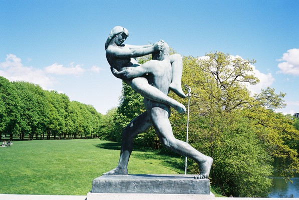 01 - www.hark1karan.com - Daily Life - May 2015 - Photography (13) naked statue park - oslo