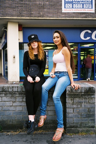 75 - www.hark1karan.com - London Style - Two Friends - Thornton Heath - July 2015 - Photography (13)