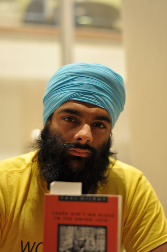 09-talking-to-london-sukh-sikh-talk-www-hark1karan-com-photography-1