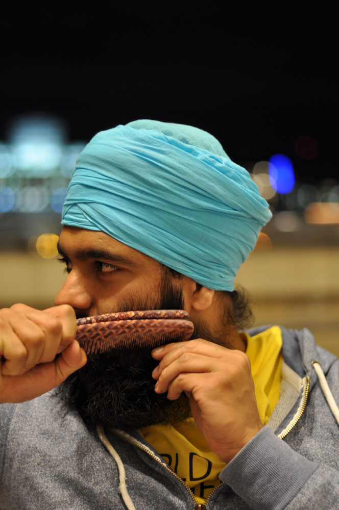 09-talking-to-london-sukh-sikh-talk-www-hark1karan-com-photography-1