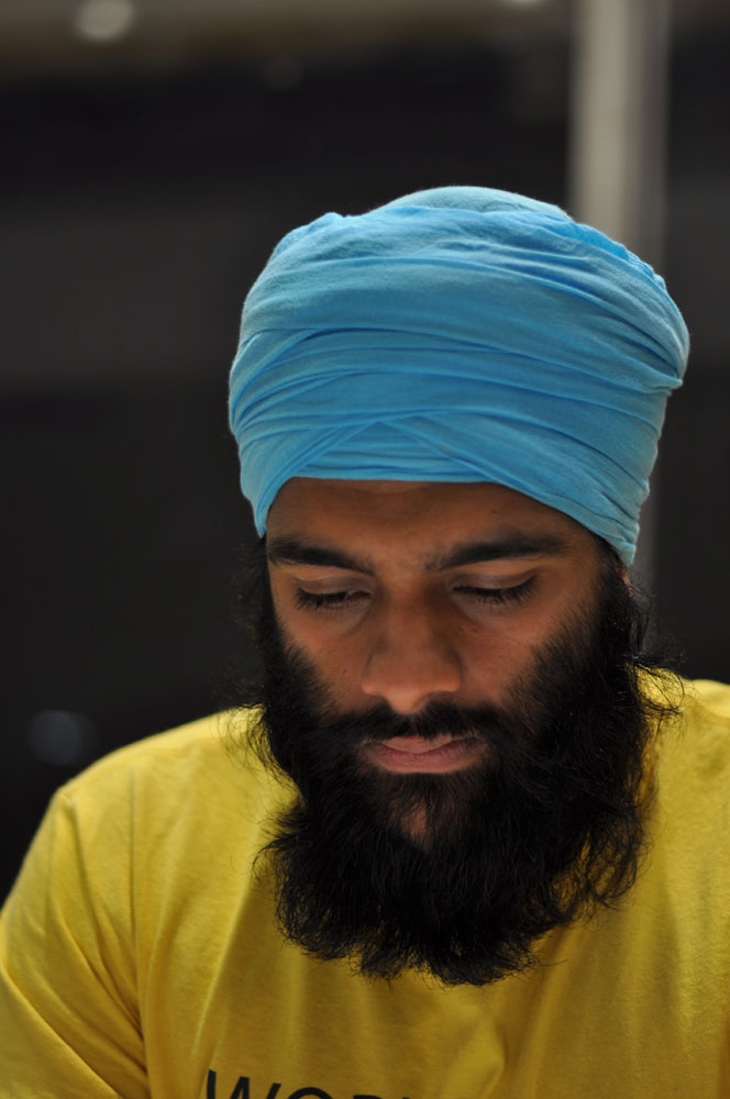 09-talking-to-london-sukh-sikh-talk-www-hark1karan-com-photography-1