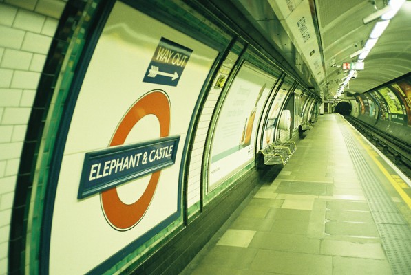 elephant and castle street photography station 01-www-hark1karan-com-daily-life-london-june-2016-11-elephant-and-castle-station