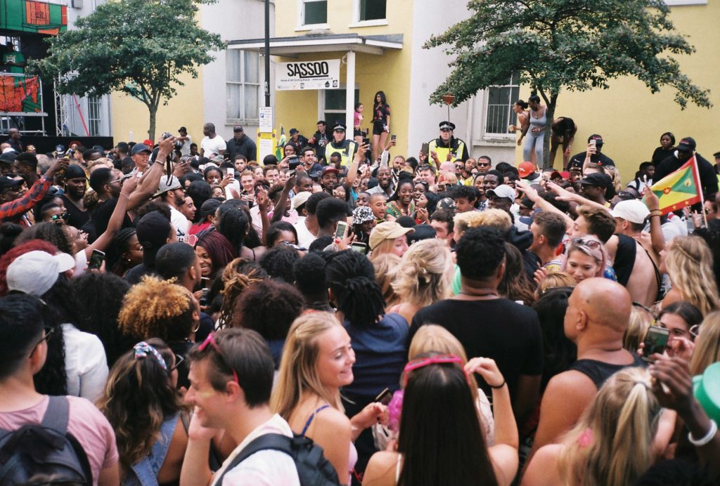 01 - www.hark1karan.com - Daily Life London - August 2016 (6) Notting Hill Carnival 2016 Rampage